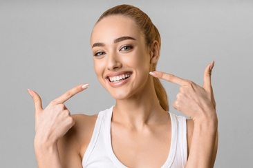 Bright and White Teeth Whitening Hero Image
