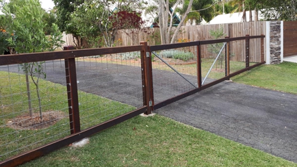 Fenceline (QLD) Hero Image
