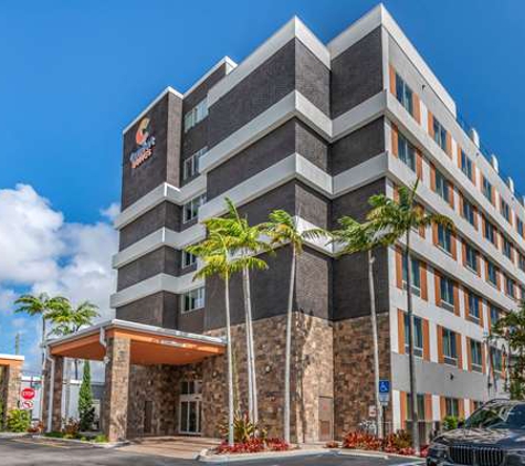 Comfort Suites Fort Lauderdale Airport & Cruise Port - Dania, FL