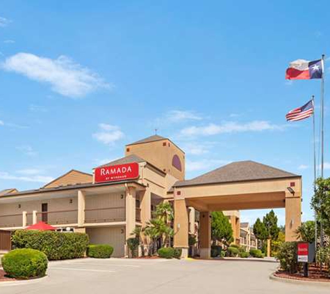 Ramada San Antonio/Near SeaWorld - San Antonio, TX