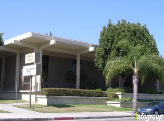 Clifton M Brakensiek Library - Bellflower, CA