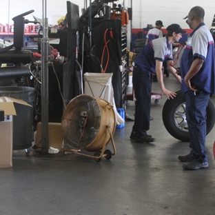 Chimney Rock Car Care - Houston, TX