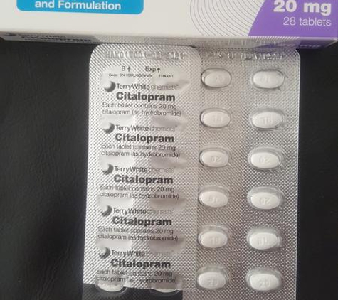 Terry White Chemmart - Burpengary, QLD. Missing 2 pills and half covered blister on another 2. Meant to be "28 pills", only 24.