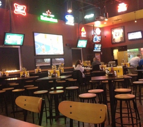 Buffalo Wild Wings - Clarksville, TN