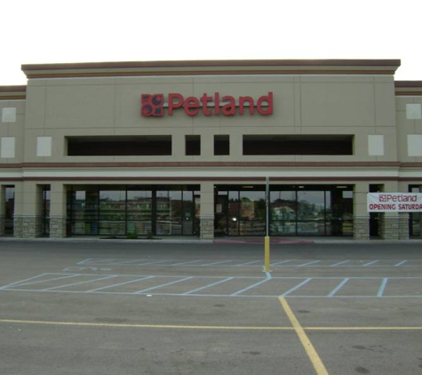 Petland St. Louis - Lake Saint Louis, MO