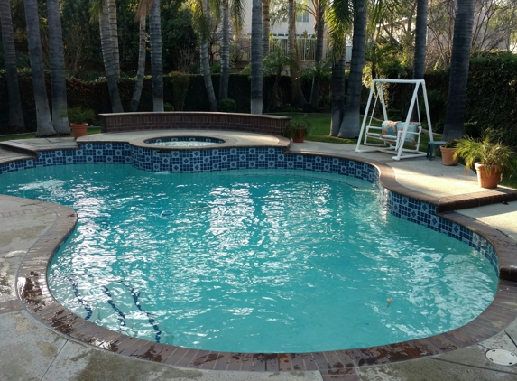 Living Waters Pool Service - Chino, CA