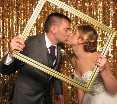 ShutterBooth Photo Booth - Green Cove Springs, FL
