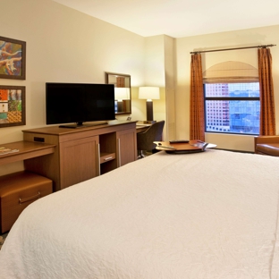 Hampton Inn & Suites Austin-Downtown/Convention Center - Austin, TX