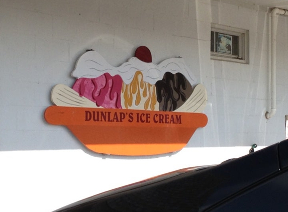 Dunlap's Ice Cream - Seabrook, NH