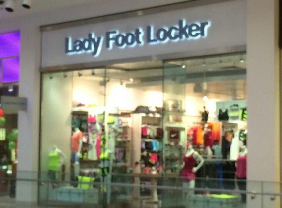 Lady Foot Locker - Glendale, CA. Best styles