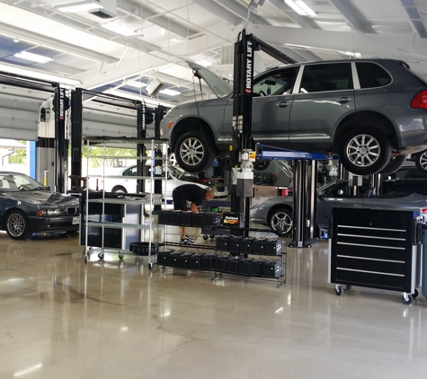 Luxury Auto Works - Cedar Park, TX