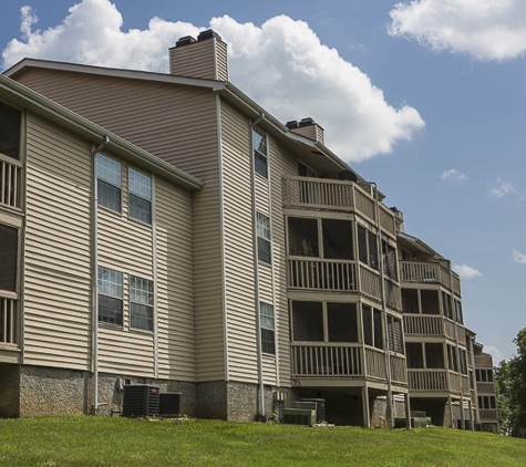 Landmark at Lyncrest Reserve Apartment Homes - Nashville, TN