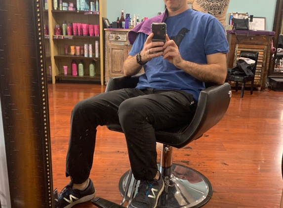 Habibi's Salon - Menlo Park, CA