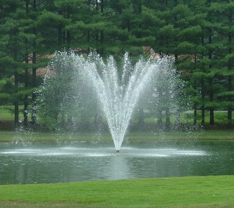 AQUA DOC Lake & Pond Management. 2HP Fountain