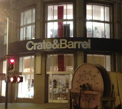 Crate & Barrel - San Francisco, CA