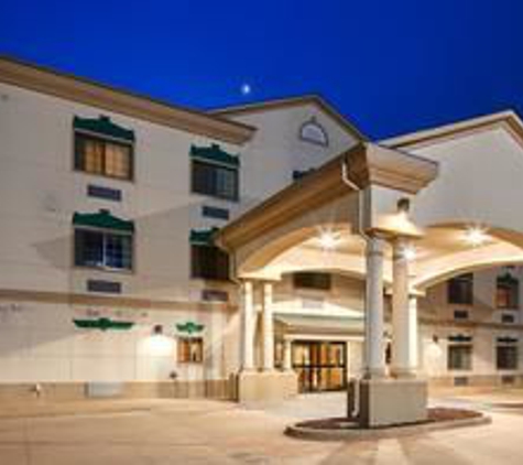 Best Western Henrietta Inn & Suites - Henrietta, TX