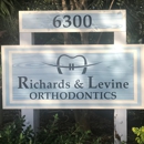 Richards & Associates Orthodontics - Dentists