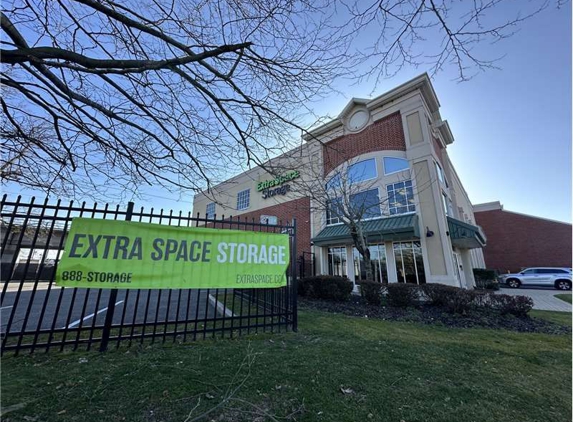 Extra Space Storage - Amityville, NY