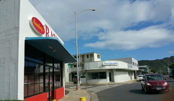 Nanding's Bakery - Honolulu, HI