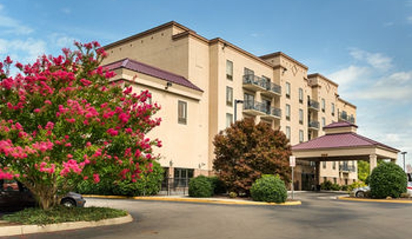 Comfort Suites Southpark - Colonial Heights, VA