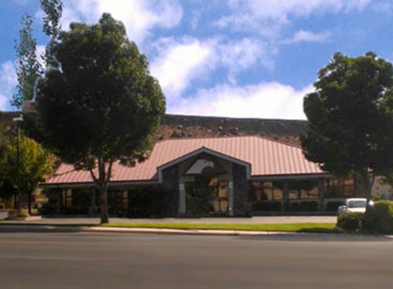 Mountain America Credit Union - St. George: River Road Branch - St George, UT