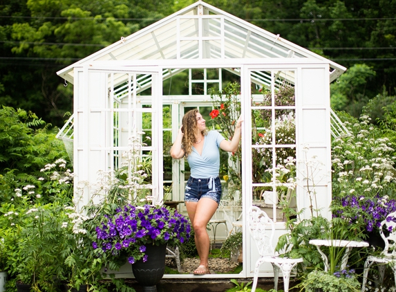 Piney Creek Greenhouse - Martinsburg, PA. Photo by Lakeside Portraits