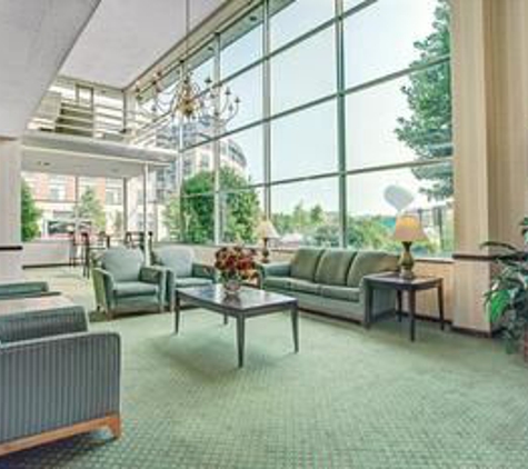 Days Inn by Wyndham Arlington/Washington DC - Arlington, VA