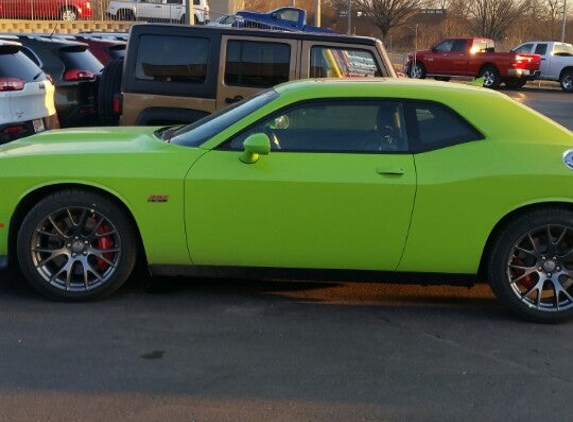 Gladstone Dodge Chrysler Jeep Ram - Kansas City, MO