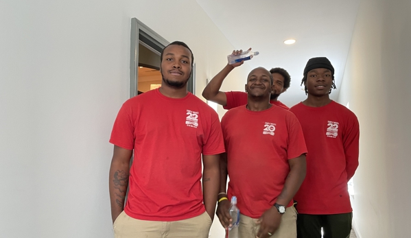 Simple Moves LLC - Saint Louis, MO. Tray. Brandon, Shawn, and Isaac.  A GREAT Simple Moves Team!