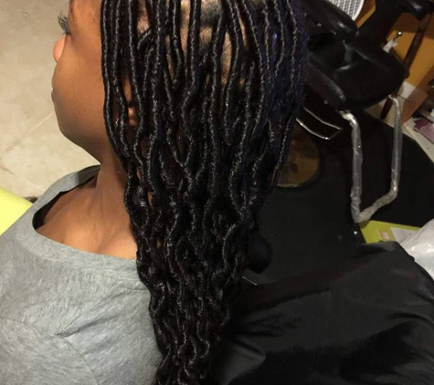 Titi African Hair Braiding - Tacoma, WA