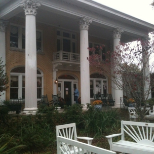 Blue Willow Inn Restaurant - Social Circle, GA