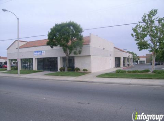 Hair Topics Plus - Palmdale, CA