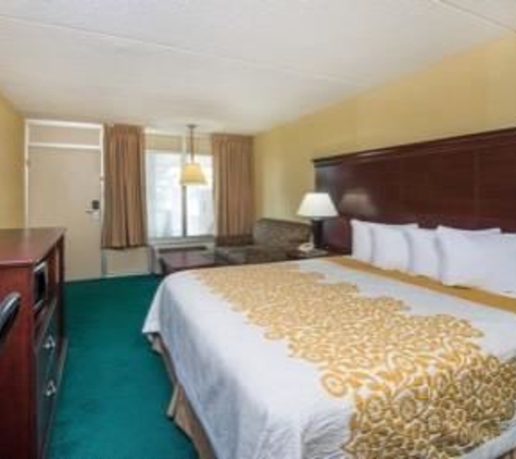 Days Inn - Paducah, KY