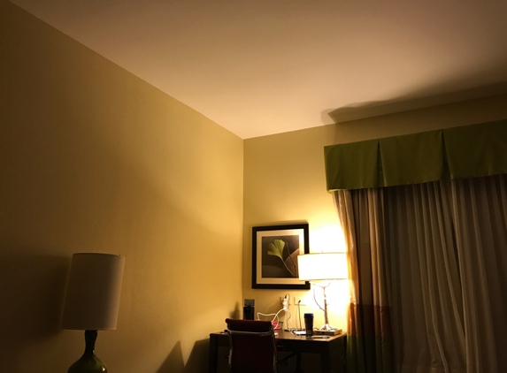 Hampton Inn & Suites Williamsport-Faxon Exit - Williamsport, PA