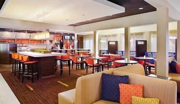 Courtyard by Marriott - Fresno, CA