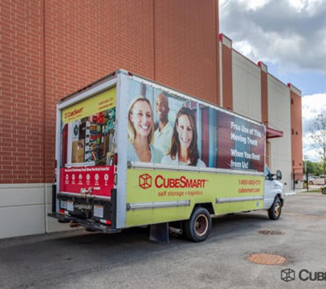 CubeSmart Self Storage - Kildeer, IL