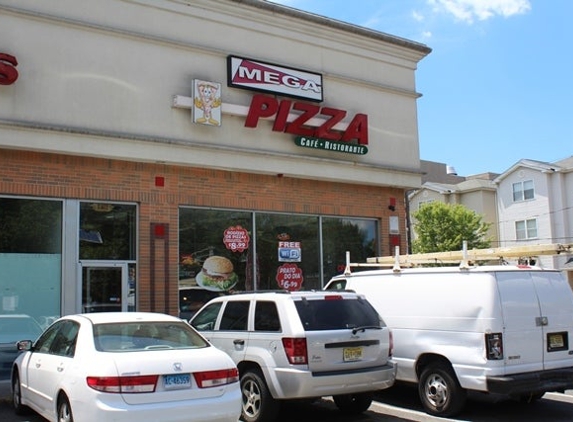 Mega Pizza Restaurant & Caffee - Newark, NJ