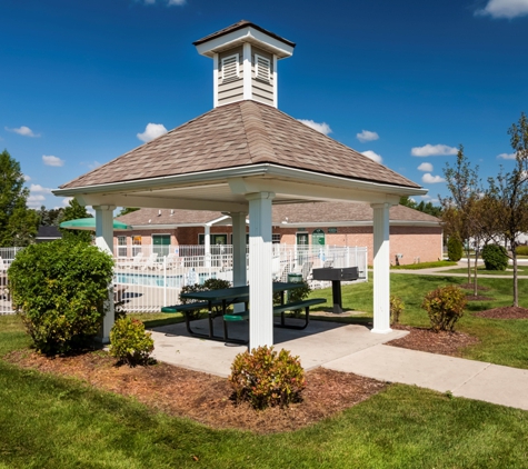 Cedar Bend Apartments - Grand Blanc, MI