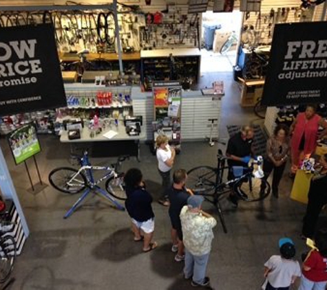 Performance Bicycle Shop - Torrance, CA