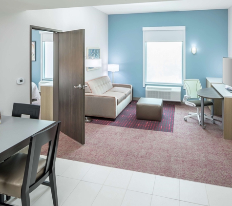 Home2 Suites by Hilton Orlando Airport - Orlando, FL