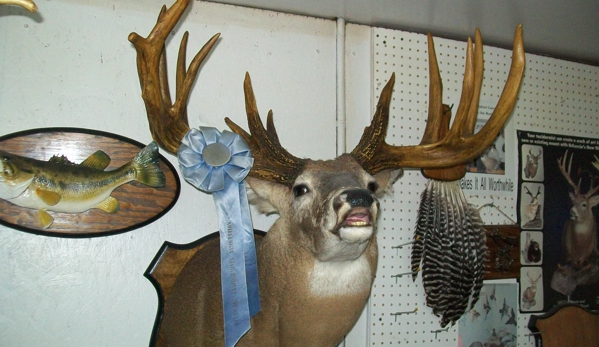 Bucks Taxidermy - Clayton, DE