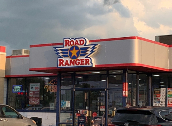 Road Ranger - Okawville, IL