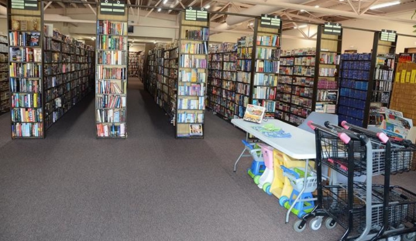 The Book Market Sales And Trading Center - Crest Hill, IL