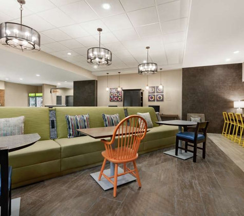 Home2 Suites by Hilton Houston Pearland - Houston, TX