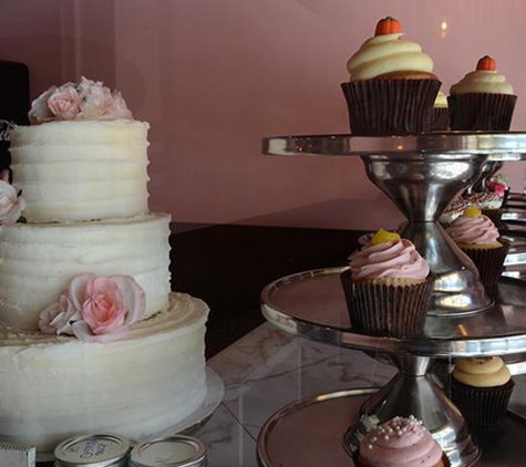 Smallcakes A Cupcakery & Creamery - Peachtree City, GA