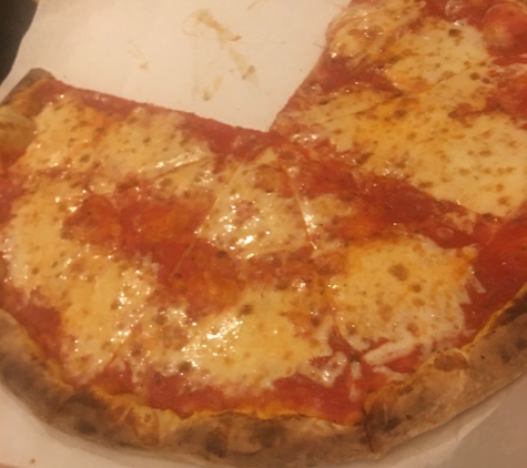 La Village Pizza - Howard Beach, NY