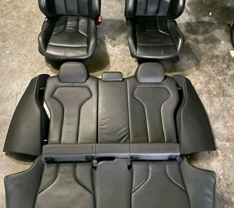 Star Mercedez & BMW Parts - Pacoima, CA. A set of black competition F80 seats no physical damage. asking €3500