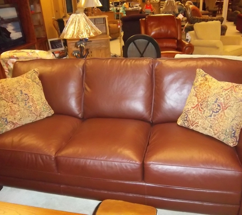 Bowser Furniture - Hummelstown, PA