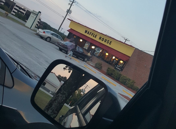 Waffle House - Columbia, SC