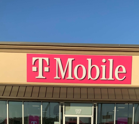 T-Mobile - Lufkin, TX